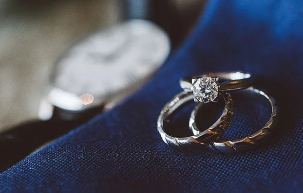 婚姻是爱情面包缺一不可!给想婚情侣的8个建议第2张